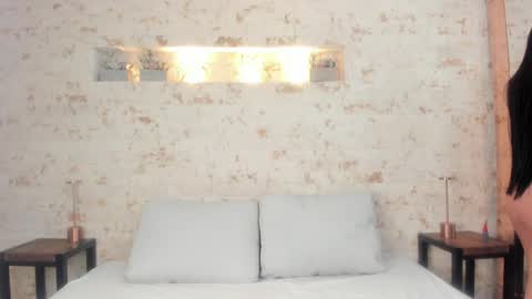  SOPHIEE online show from June 2, 2026, 11:23 am