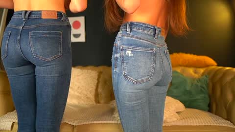 Snapshot of sophydiva chatting on November 5, 2025, 6:24 am Sophydiva online show from November 5, 2025, 6:24 am