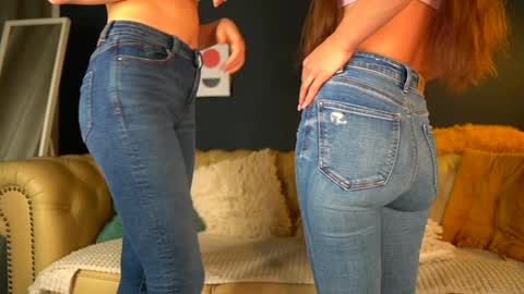 Snapshot of sophydiva chatting on November 11, 2025, 6:24 am Sophydiva online show from November 11, 2025, 6:24 am