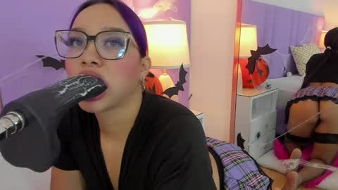 Snapshot of sophyruiz_ chatting on October 21, 2025, 11:55 am Sophy online show from October 21, 2025, 11:55 am