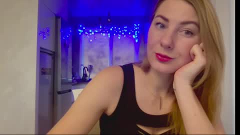 Snapshot of soulmategirl chatting on December 6, 2024, 8:59 am SoulMate online show from December 6, 2024, 8:59 am