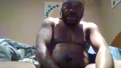 Snapshot of source1012 chatting on February 12, 2025, 6:51 pm source1012 online show from February 12, 2025, 6:51 pm