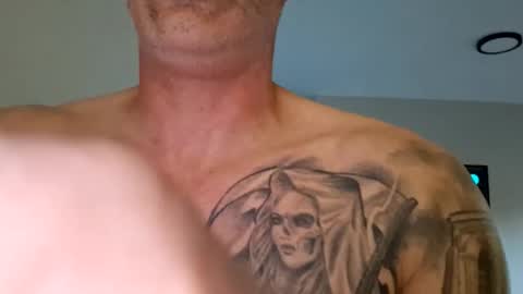 Snapshot of southboy2410 chatting on October 1, 2025, 4:57 pm southboy2410 online show from October 1, 2025, 4:57 pm