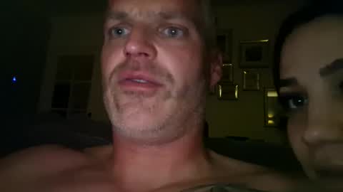 Snapshot of southboy2410 chatting on November 16, 2025, 10:26 pm southboy2410 online show from November 16, 2025, 10:26 pm