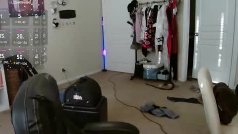 Bunnydathug online show from September 21, 2025, 12:51 pm