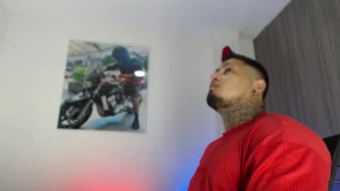 soy_apolo online show from November 2, 2025, 4:42 pm