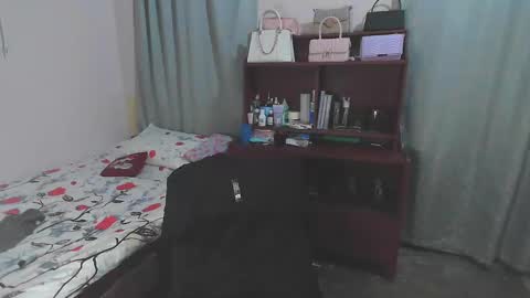 Miauhg online show from February 2, 2025, 2:06 am