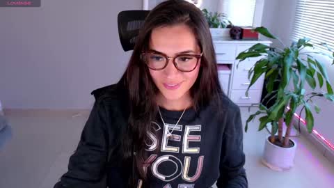 Luisa    online show from January 29, 2025, 10:11 pm
