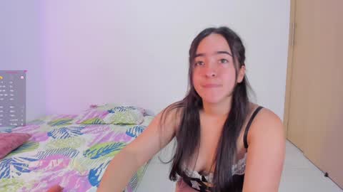 Instagram Soyamandaa  1 online show from February 9, 2025, 2:17 am