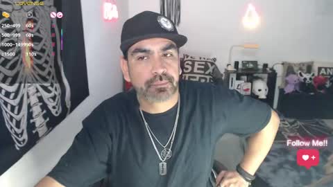 El Carlitos online show from May 19, 2026, 3:46 am