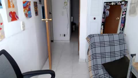 Nana Bela  online show from July 20, 2026, 3:47 pm