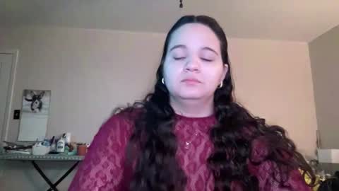 Soyoceanne online show from December 20, 2025, 4:58 pm