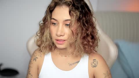 Snapshot of soytulu_ chatting on December 19, 2024, 3:19 pm brisa s online show from December 19, 2024, 3:19 pm