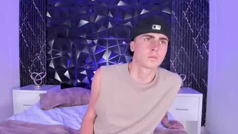 spaceboy_1 online show from January 5, 2026, 9:29 pm