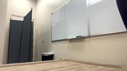 Snapshot of spandex5282 chatting on February 2, 2025, 6:48 am Spandex fetish online show from February 2, 2025, 6:48 am