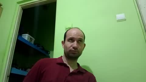 Snapshot of sparei7 chatting on March 3, 2026, 7:31 pm Snaiky online show from March 3, 2026, 7:31 pm