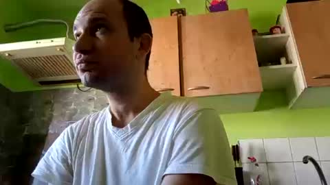 Snapshot of sparei7 chatting on March 11, 2026, 11:49 am Snaiky online show from March 11, 2026, 11:49 am