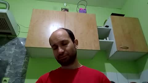 Snapshot of sparei7 chatting on March 31, 2026, 10:43 pm Snaiky online show from March 31, 2026, 10:43 pm