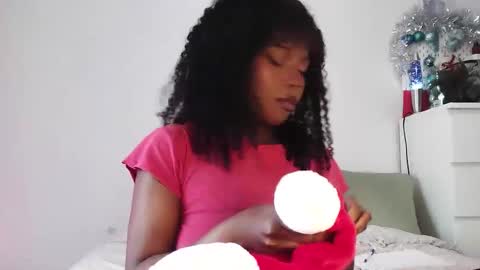 Soleil online show from December 22, 2025, 5:21 pm