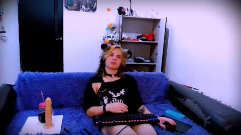 Snapshot of sparkyferret chatting on October 3, 2025, 5:15 am sparkyferret online show from October 3, 2025, 5:15 am