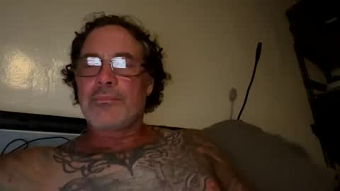 specter1972 online show from December 2, 2025, 1:00 am