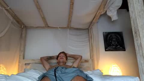 Snapshot of specter_of_cummunism chatting on February 24, 2026, 5:27 am Sasha -- online show from February 24, 2026, 5:27 am