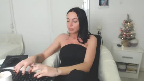 Carla online show from December 26, 2024, 5:30 pm