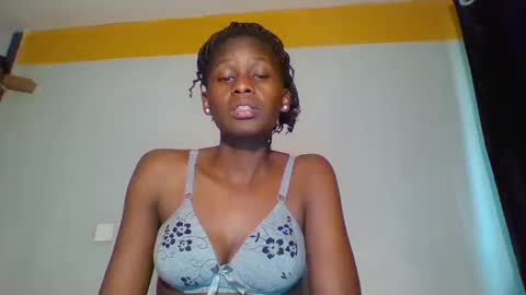 spiceup01 online show from October 12, 2025, 6:34 am