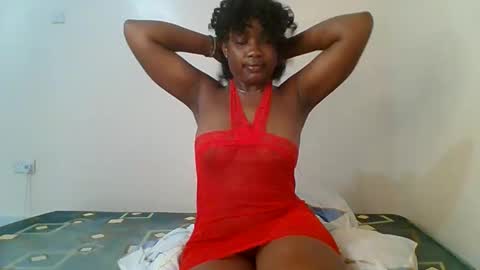 Snapshot of spicy_linna chatting on June 1, 2026, 1:02 pm Sweet Baib online show from June 1, 2026, 1:02 pm