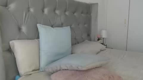 Snapshot of spicyangie chatting on February 4, 2025, 8:13 am Im Angela online show from February 4, 2025, 8:13 am