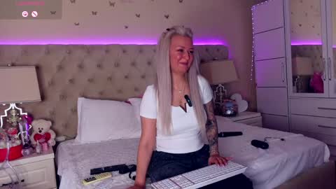 Alicia online show from April 29, 2026, 9:46 am