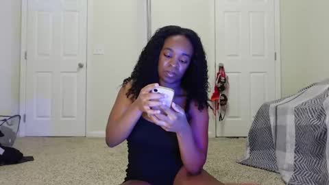 Snapshot of spinprincess_ chatting on February 11, 2025, 5:16 am Spinerina online show from February 11, 2025, 5:16 am