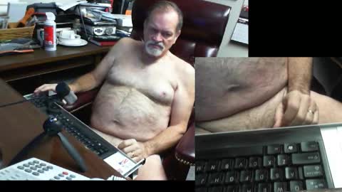 Snapshot of spitfire1964 chatting on March 10, 2025, 4:03 pm Spitfire online show from March 10, 2025, 4:03 pm