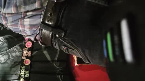 Snapshot of splashh_queen317 chatting on December 16, 2025, 5:34 am Daddy His Splash Queen online show from December 16, 2025, 5:34 am