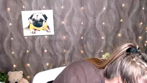 Snapshot of sport_tall_karina chatting on September 9, 2025, 7:08 am Karina online show from September 9, 2025, 7:08 am