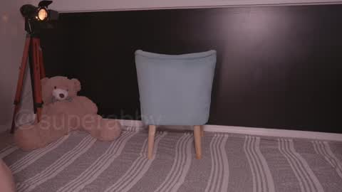 Abby online show from October 5, 2025, 3:32 pm