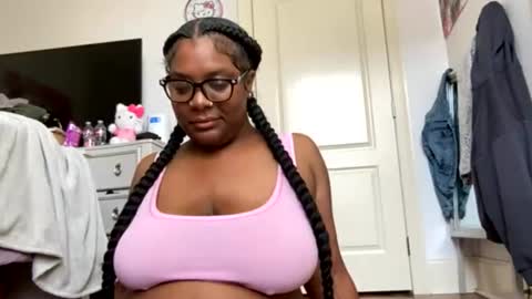 spreadthatassssssssss online show from July 4, 2026, 11:33 pm