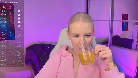 Snapshot of springajara chatting on September 18, 2025, 1:13 pm Vetta online show from September 18, 2025, 1:13 pm