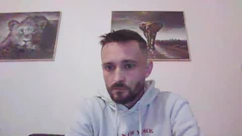 Snapshot of spyco82 chatting on December 27, 2024, 7:29 am spyco82 online show from December 27, 2024, 7:29 am