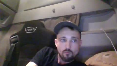 Snapshot of spyco82 chatting on November 17, 2025, 6:03 pm spyco82 online show from November 17, 2025, 6:03 pm