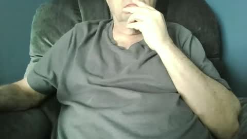 sqrtshow online show from March 8, 2026, 5:06 pm