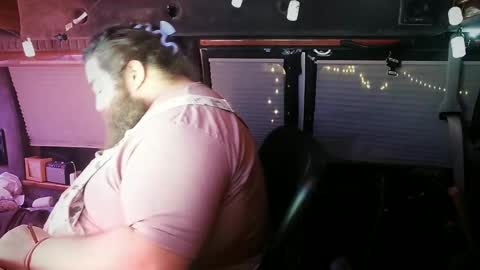 Your Pal Squeaks online show from January 28, 2025, 4:39 am