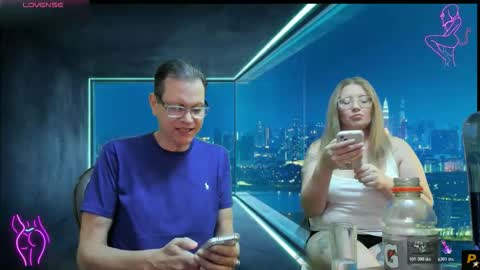 Snapshot of squirt_vip_room chatting on February 1, 2026, 2:43 am Roxy Day Mossimo Knight online show from February 1, 2026, 2:43 am