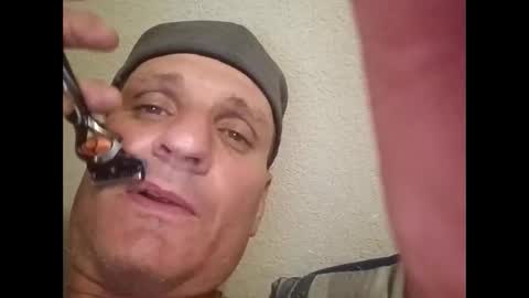 Squirtn4mee online show from December 1, 2025, 8:52 am