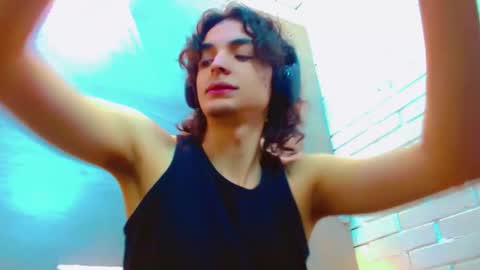 ethan online show from October 28, 2025, 1:47 pm