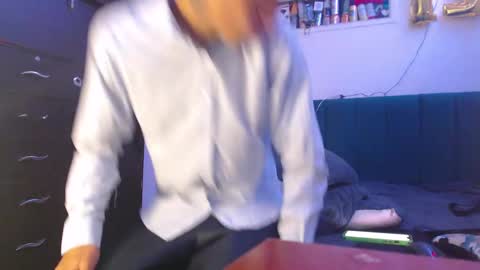 Snapshot of sr_porn01 chatting on February 14, 2025, 5:36 pm sr_porn01 online show from February 14, 2025, 5:36 pm