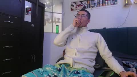 Snapshot of sr_porn01 chatting on February 17, 2025, 3:20 pm sr_porn01 online show from February 17, 2025, 3:20 pm