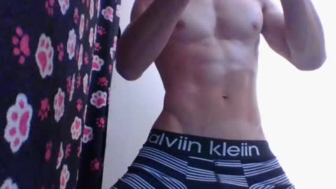 Flacofitxx online show from April 7, 2026, 5:52 am