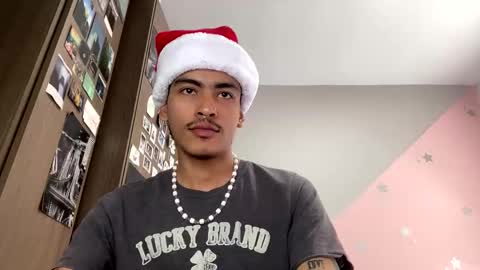 Snapshot of srcejotas chatting on December 17, 2024, 6:20 pm sorry mom online show from December 17, 2024, 6:20 pm