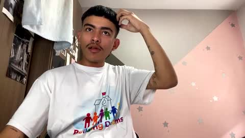 Snapshot of srcejotas chatting on December 22, 2024, 5:21 pm sorry mom online show from December 22, 2024, 5:21 pm